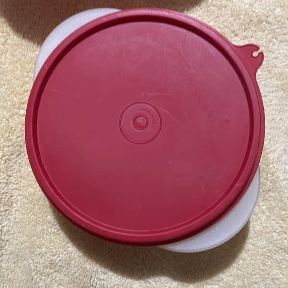 Tupperware - Picture 11 of 13